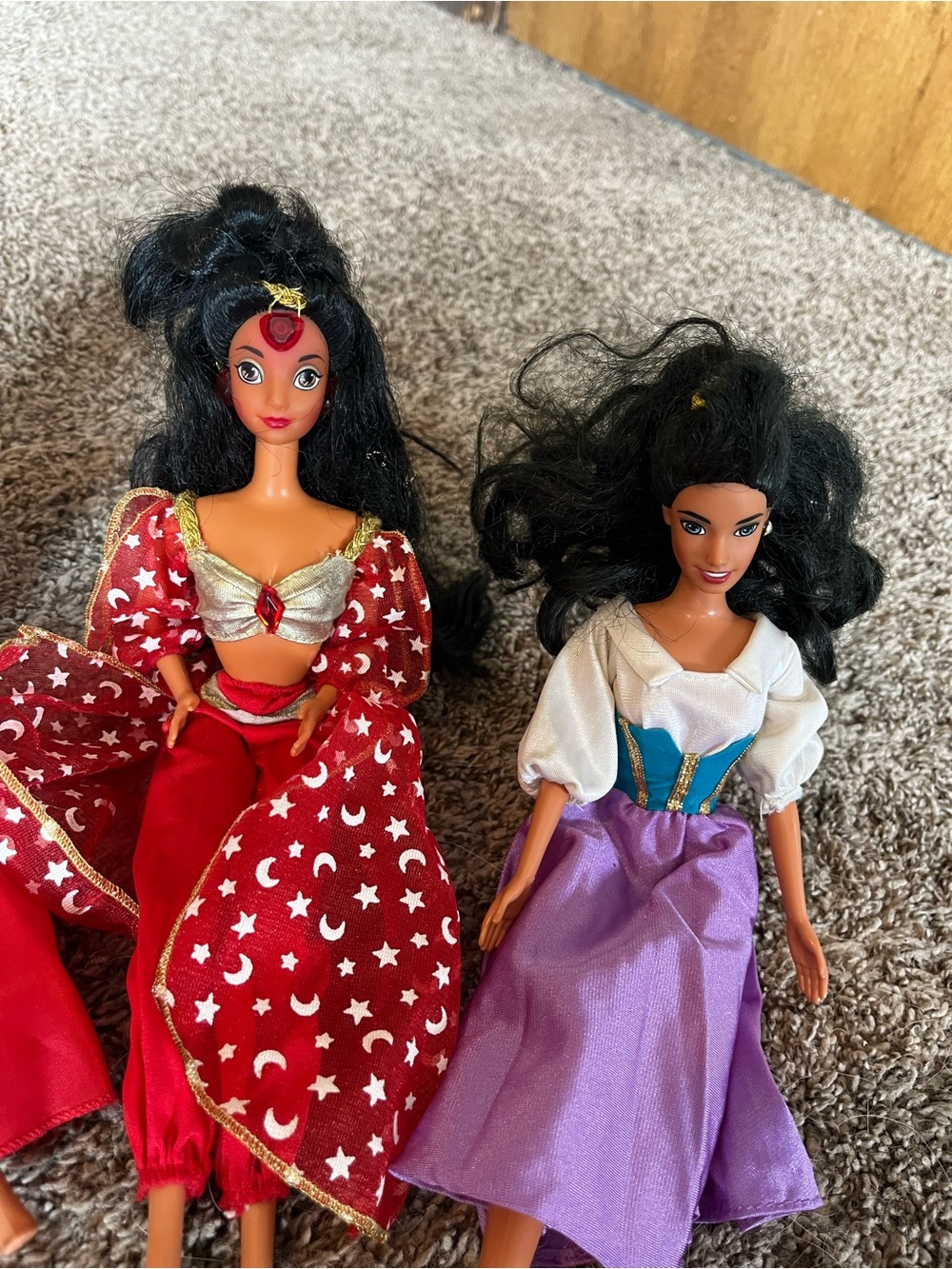 Vintage set of Disney Barbie’s -8 - Picture 5 of 5